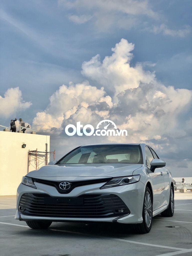 Toyota Camry  2.5Q  2021 - Bán Toyota Camry 2.5Q năm sản xuất 2021, nhập khẩu nguyên chiếc