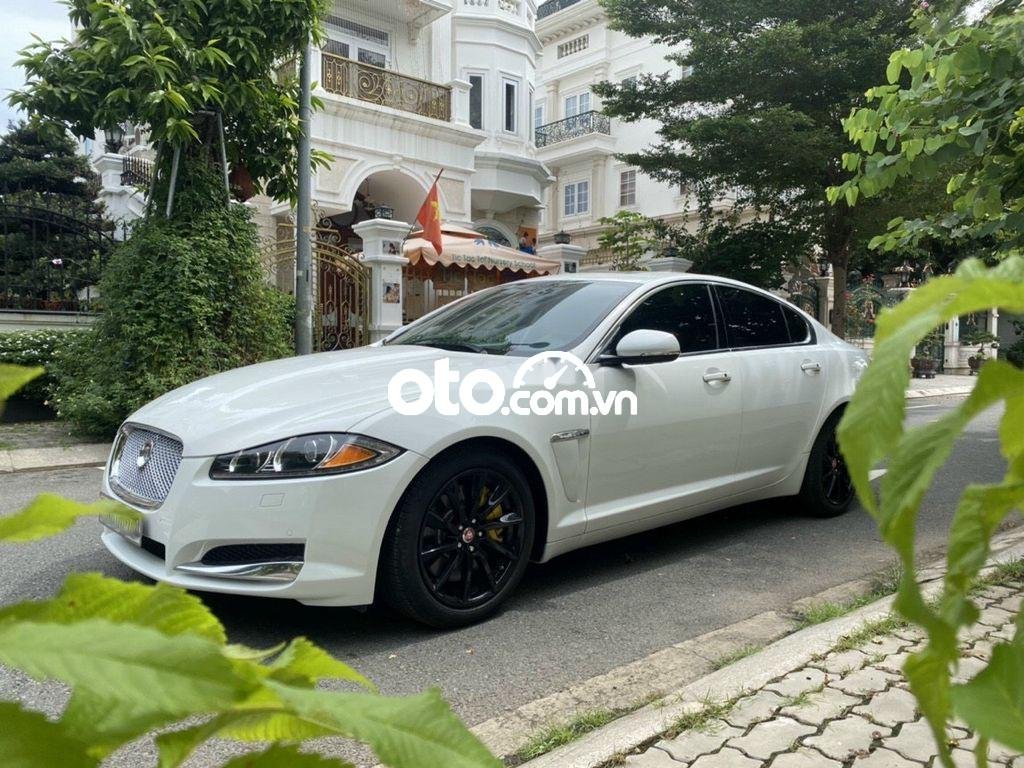 Jaguar XF   2.0L  2014 - Bán Jaguar XF 2.0L 2014, màu trắng, nhập khẩu nguyên chiếc