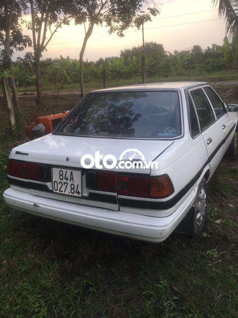 Toyota Corona   1985 - Cần bán lại xe Toyota Corona đời 1985, màu trắng, nhập khẩu