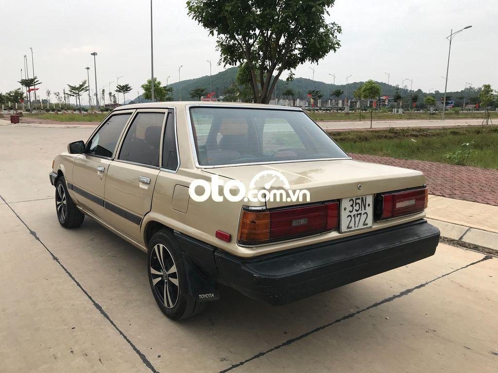 Toyota Caldina 1980 - Bán Toyota Caldina 1980, màu vàng, xe nhập giá cạnh tranh