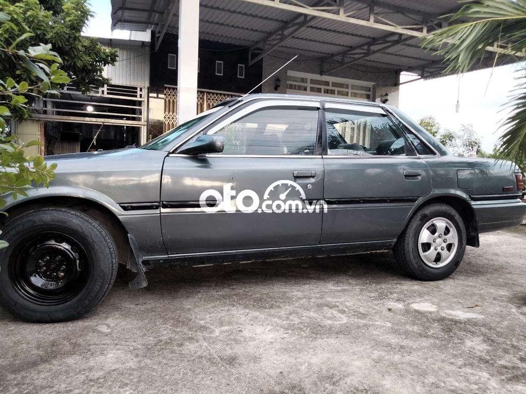 Toyota Camry 1998 - Cần bán gấp Toyota Camry sản xuất 1998, nhập khẩu