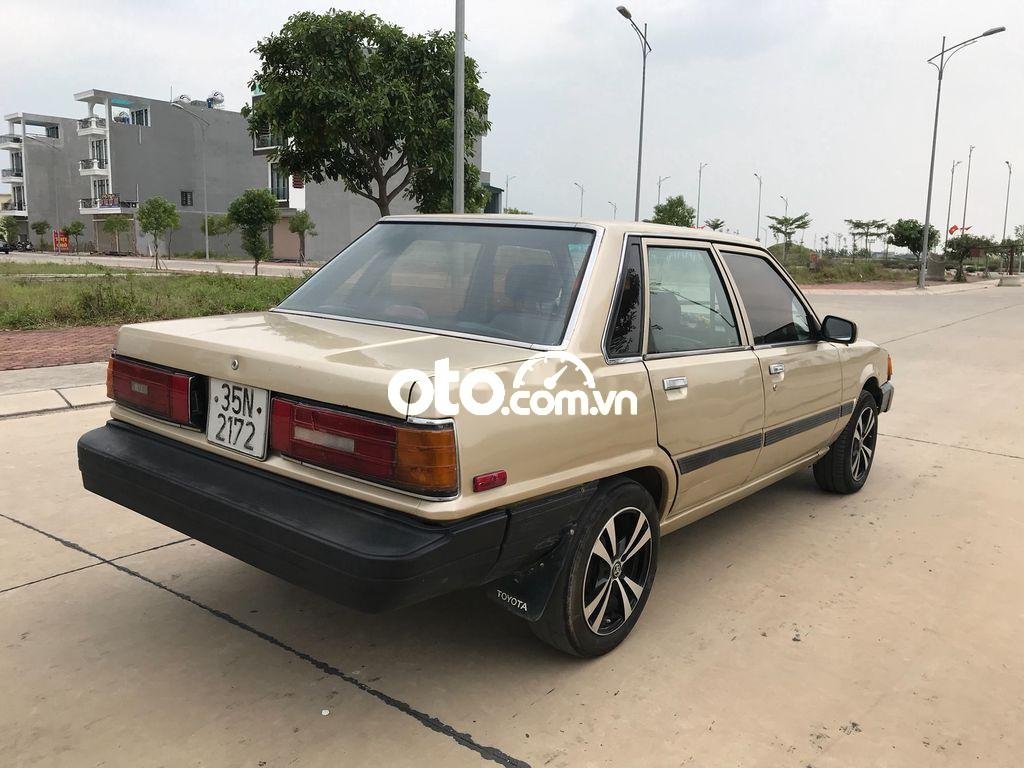 Toyota Caldina 1980 - Bán Toyota Caldina 1980, màu vàng, xe nhập giá cạnh tranh