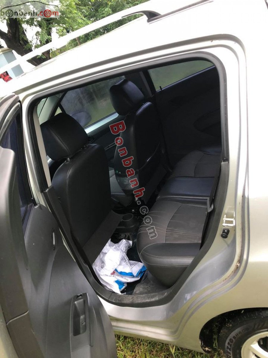 Chevrolet Spark 2014 - Cần bán Chevrolet Spark đời 2014, màu bạc  