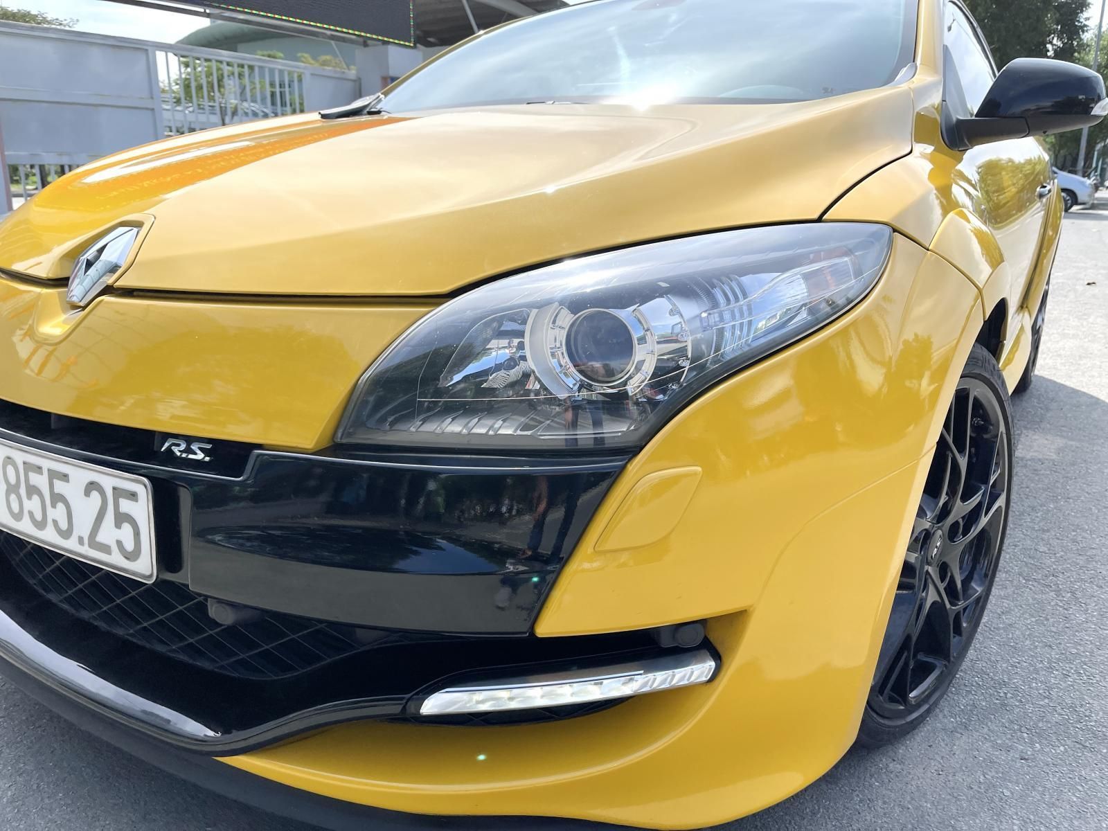 Renault Megane 2013 - Renaul Megane máy 2.0 turbo 6 số sàn loại xe đua hàng độc hiếm có ở Việt Nam, nhập từ Pháp về 2013