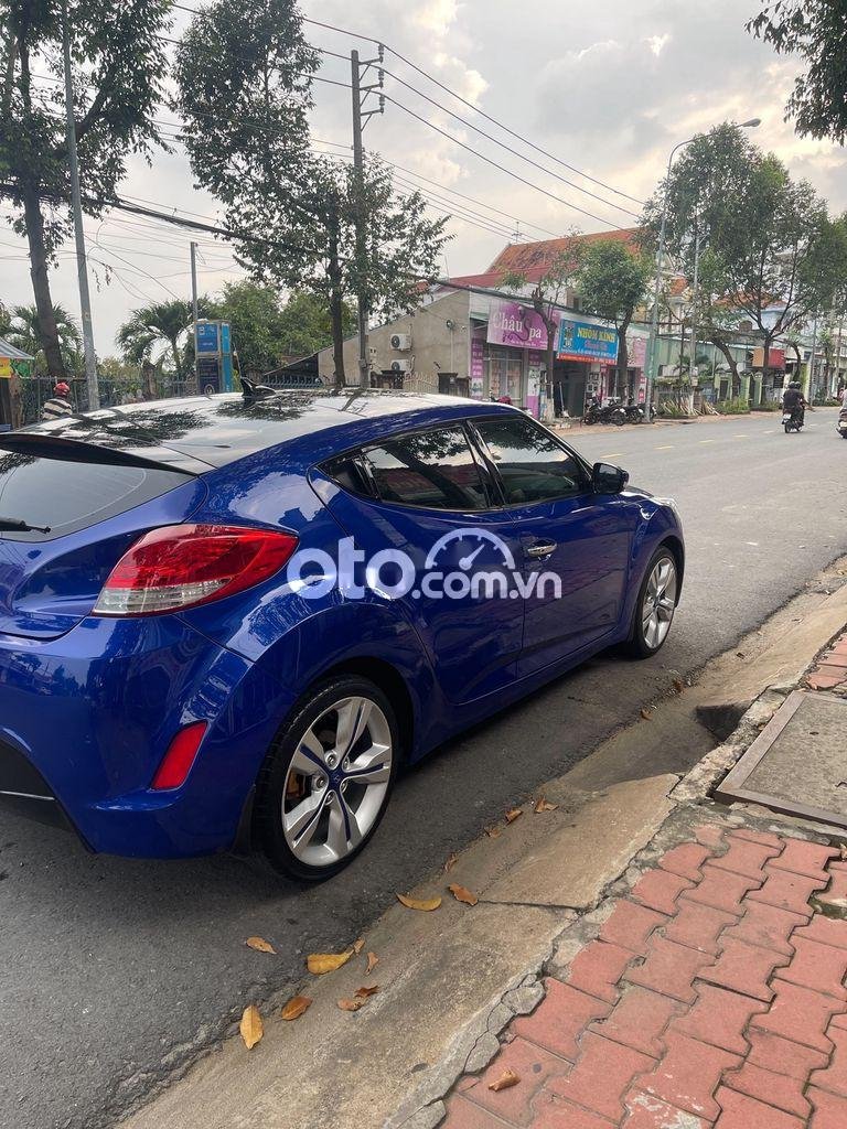 Hyundai Veloster 2011 - Bán xe Hyundai Veloster đời 2011, màu xanh lam, xe nhập xe gia đình