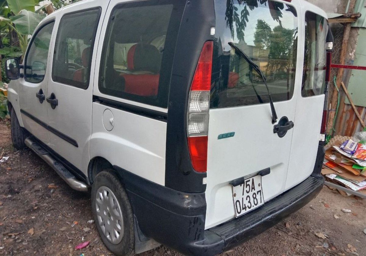 Fiat Doblo   1.6  2004 - Cần bán xe Fiat Doblo 1.6 năm sản xuất 2004, màu trắng chính chủ