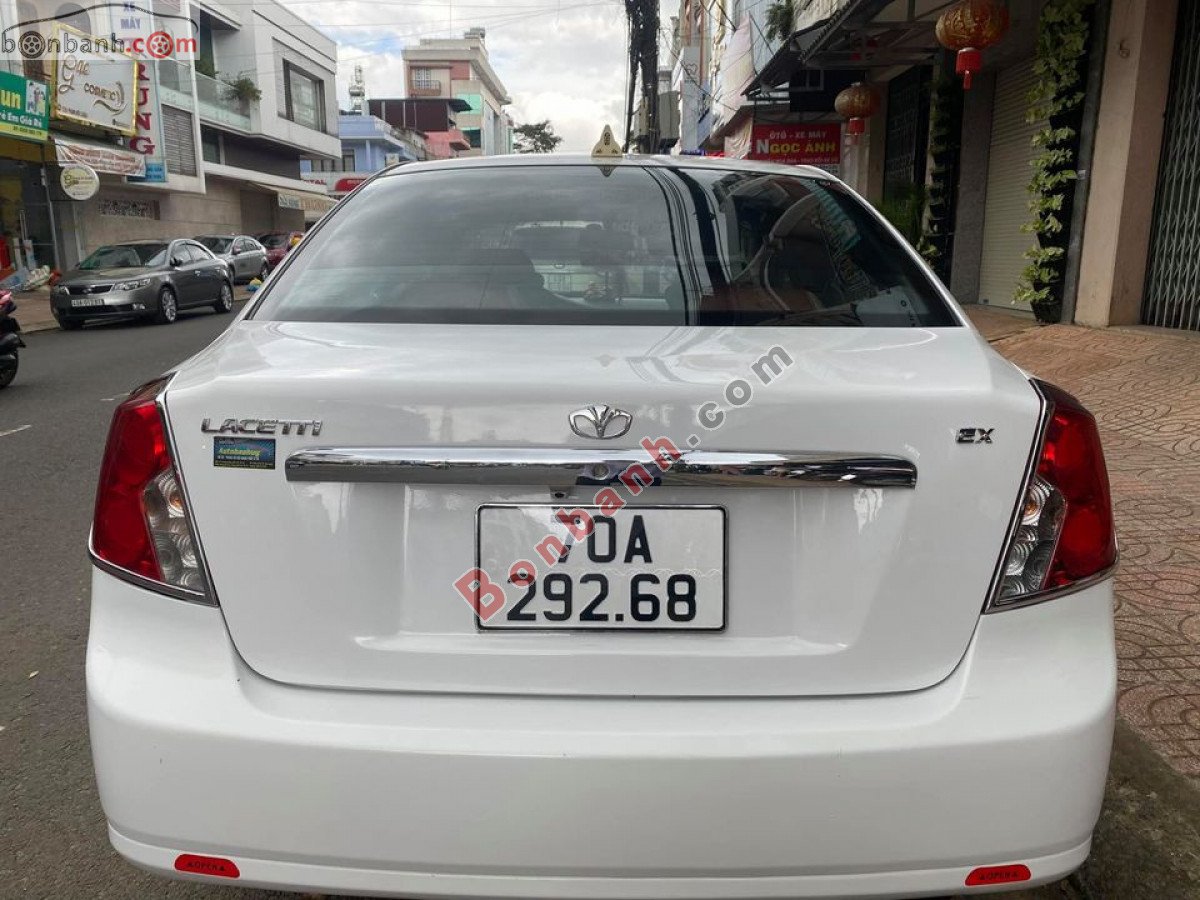 Daewoo Lacetti 2008 - Bán Daewoo Lacetti đời 2008, màu trắng xe gia đình, giá tốt