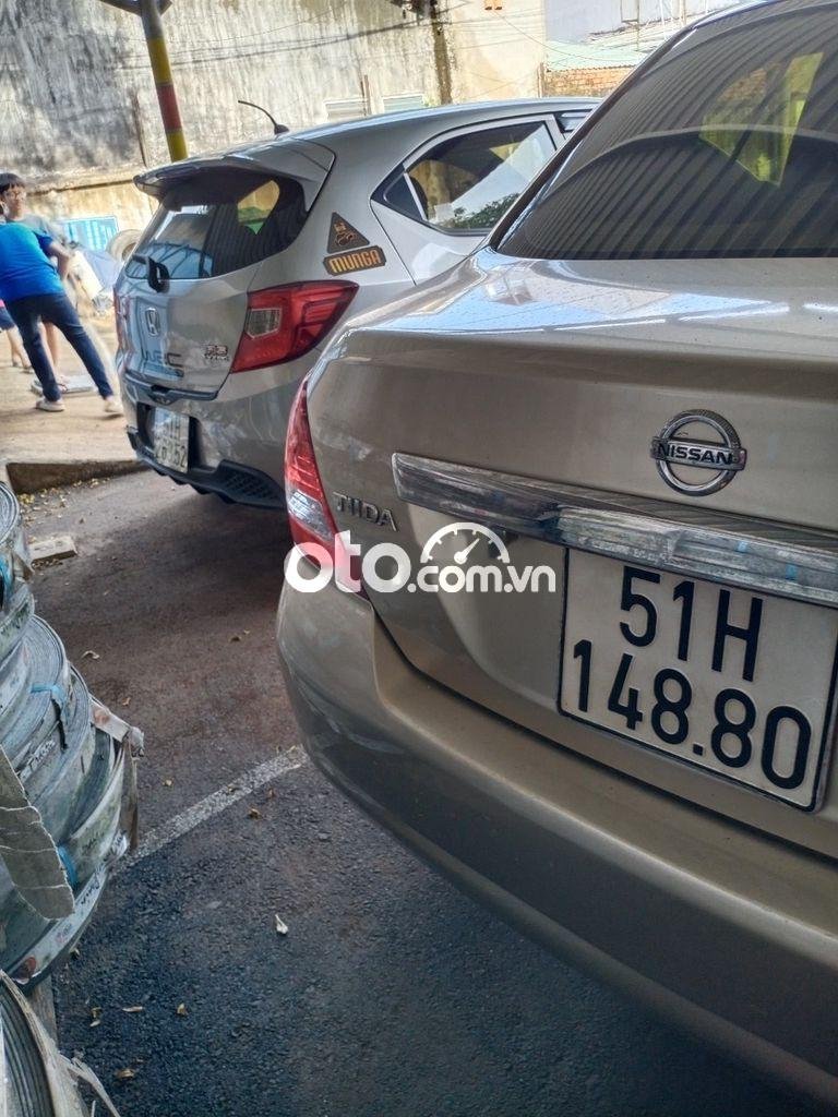 Nissan Tiida 2007 - Cần bán xe Nissan Tiida 2007, xe nhập chính chủ giá cạnh tranh