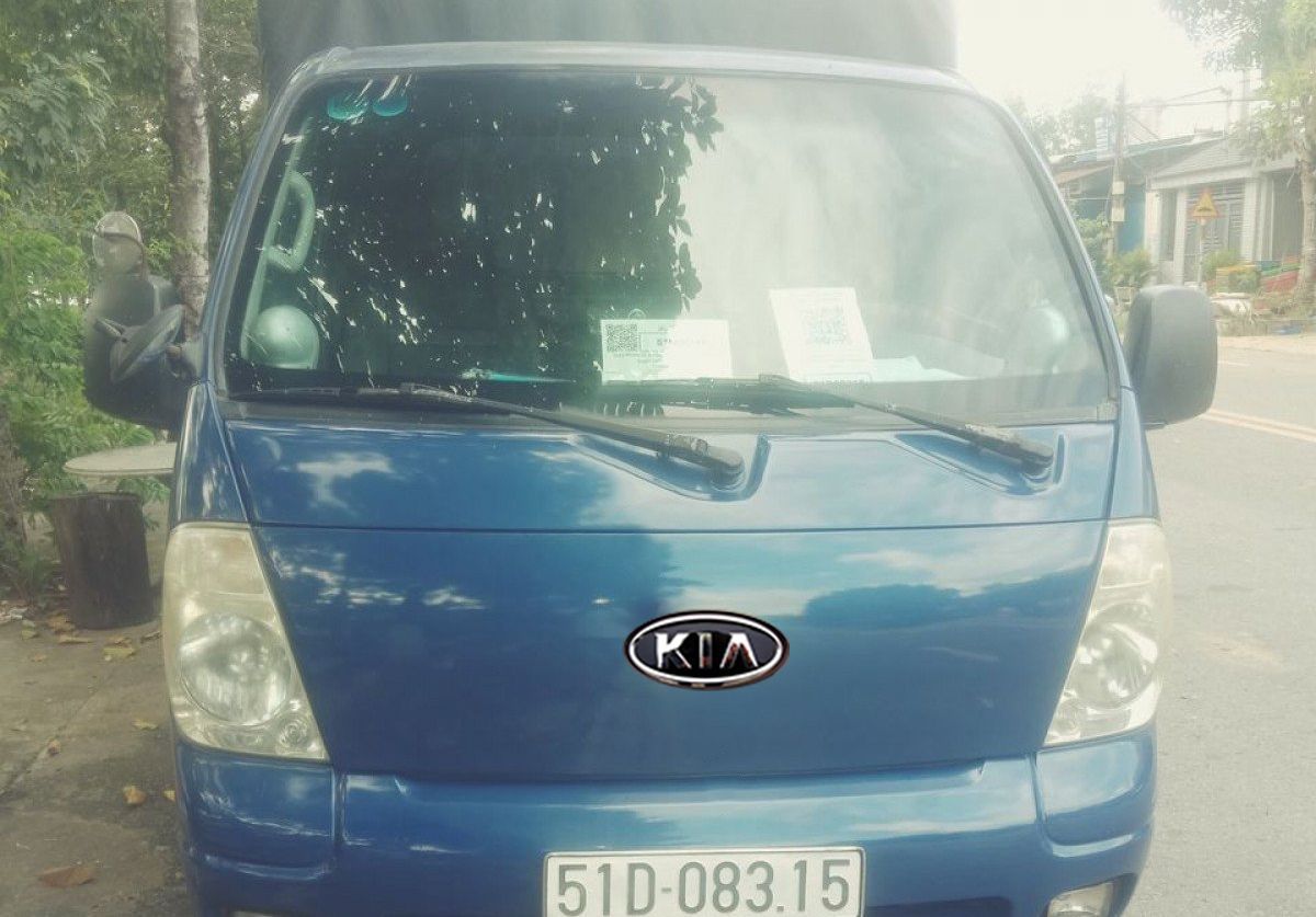 Kia Bongo     2005 - Bán ô tô Kia Bongo sản xuất 2005, màu xanh lam, xe nhập