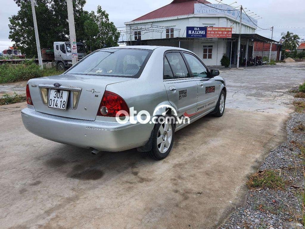 Ford Laser 2002 - Bán xe Ford Laser năm sản xuất 2002, màu bạc, 115 triệu