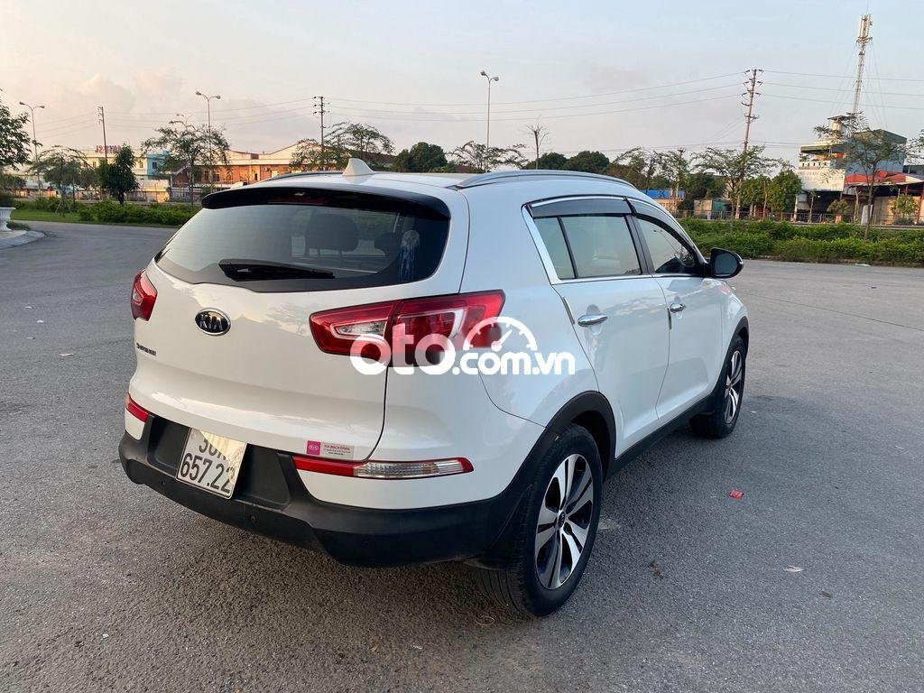 Kia Sportage 2012 - Bán Kia Sportage đời 2012, màu trắng, xe nhập còn mới giá cạnh tranh