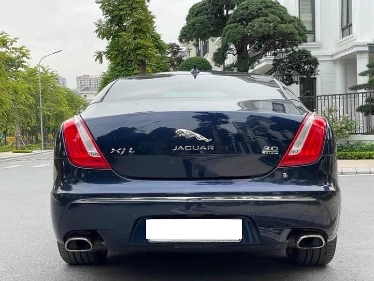 Jaguar XJL 2015 - Cần bán Jaguar XJL sản xuất 2015, màu xanh lam, xe nhập