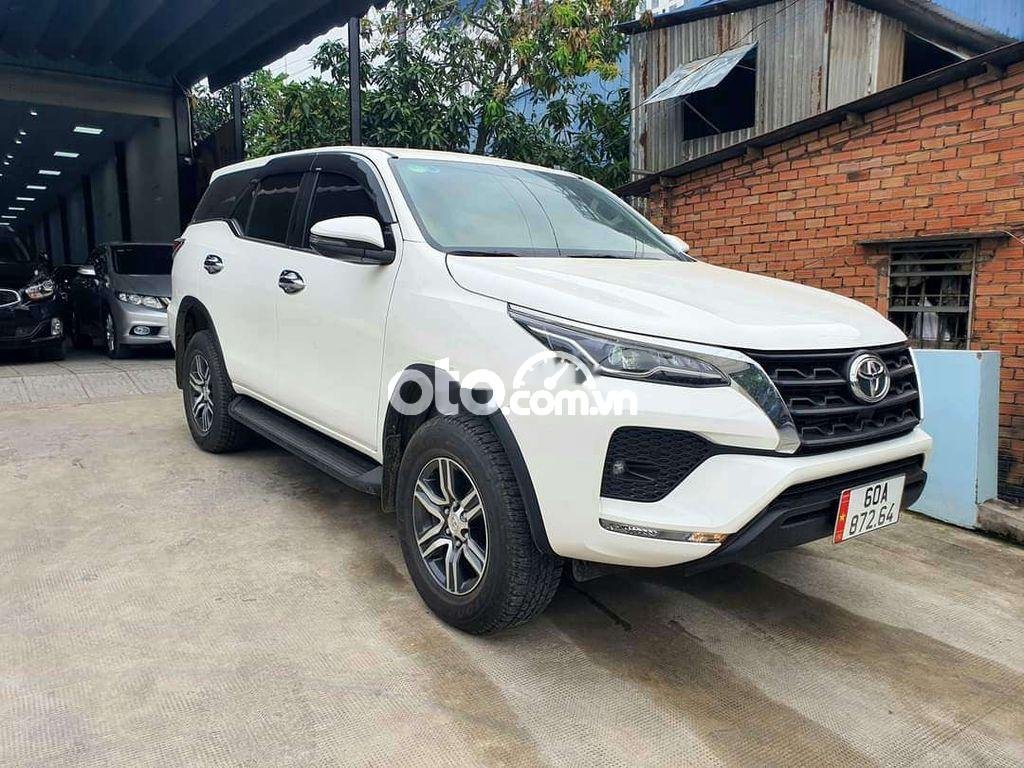 Toyota Fortuner 2020 - Cần bán Toyota Fortuner đời 2020 xe gia đình, giá tốt