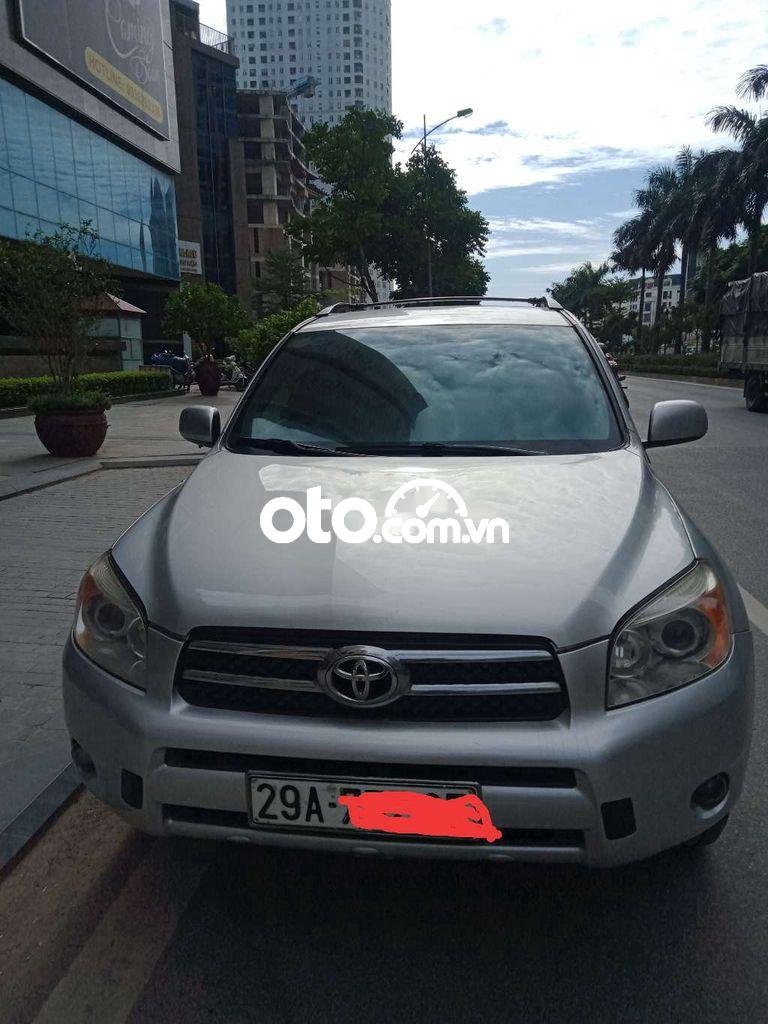 Toyota RAV4 2007 - Cần bán xe Toyota RAV4 đời 2007, màu bạc xe gia đình, 385tr