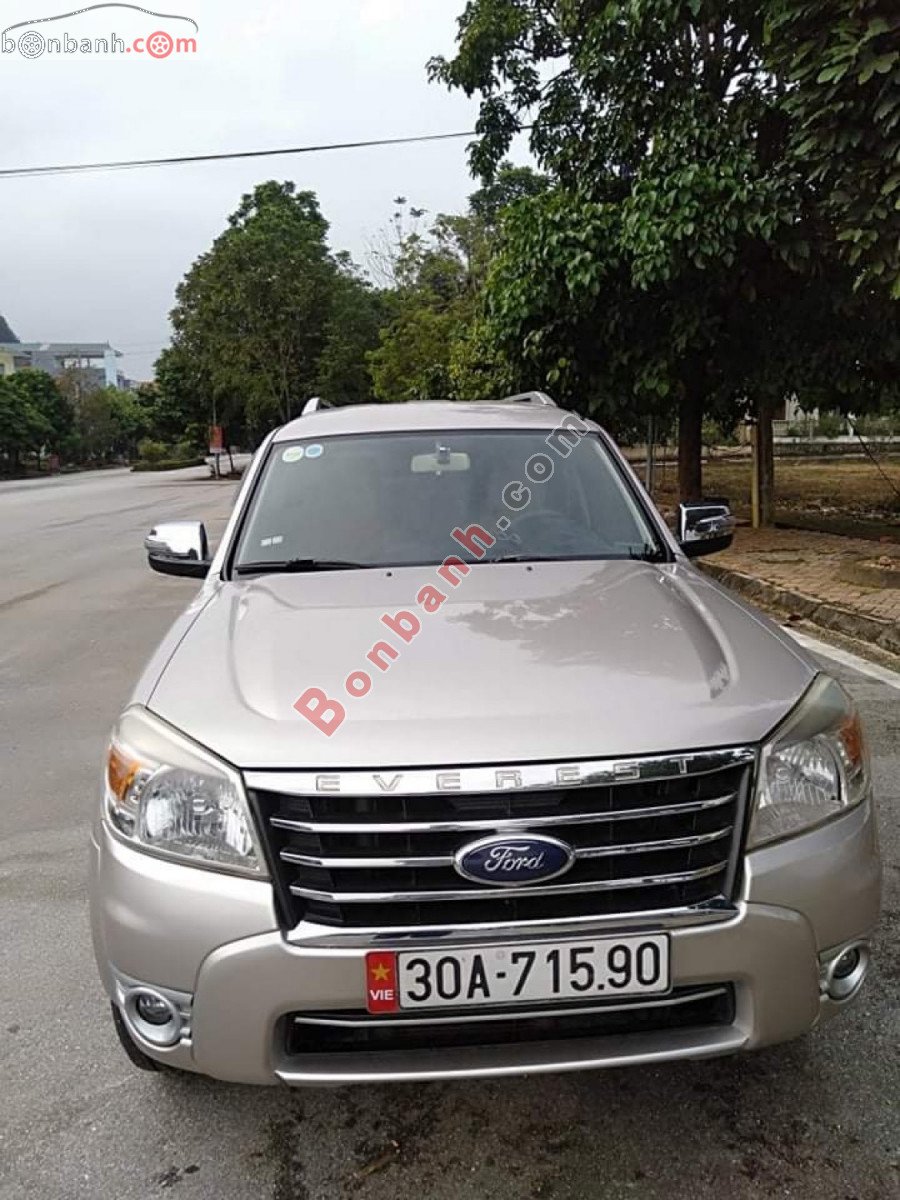 Ford Everest 2011 - Bán ô tô Ford Everest sản xuất năm 2011 xe gia đình