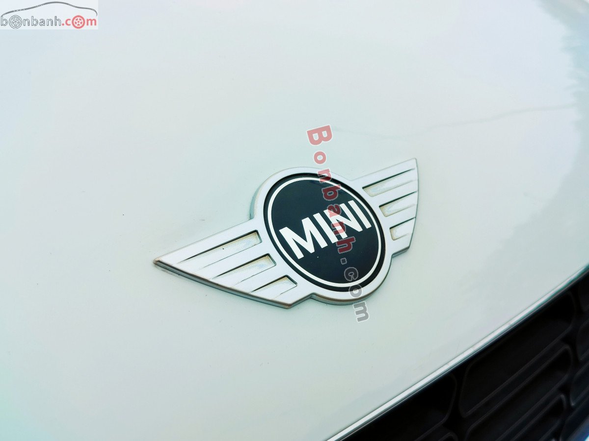 Mini Cooper  S Country Man 2011 - Cần bán gấp Mini Cooper S Country Man sản xuất năm 2011, màu trắng, nhập khẩu