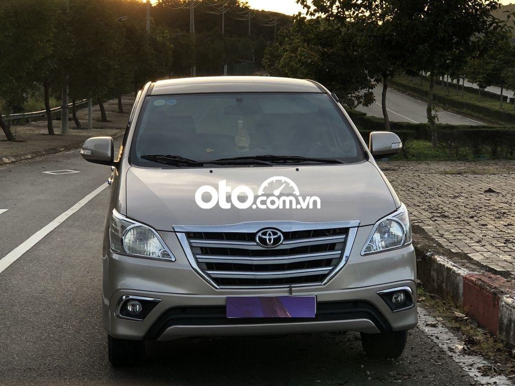 Toyota Innova 2013 - Bán xe Toyota Innova năm sản xuất 2013, nhập khẩu, 380tr