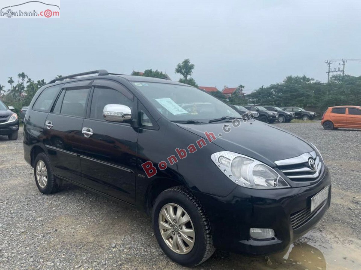 Toyota Innova   V 2009 - Cần bán xe Toyota Innova V đời 2009, màu đen, 280tr