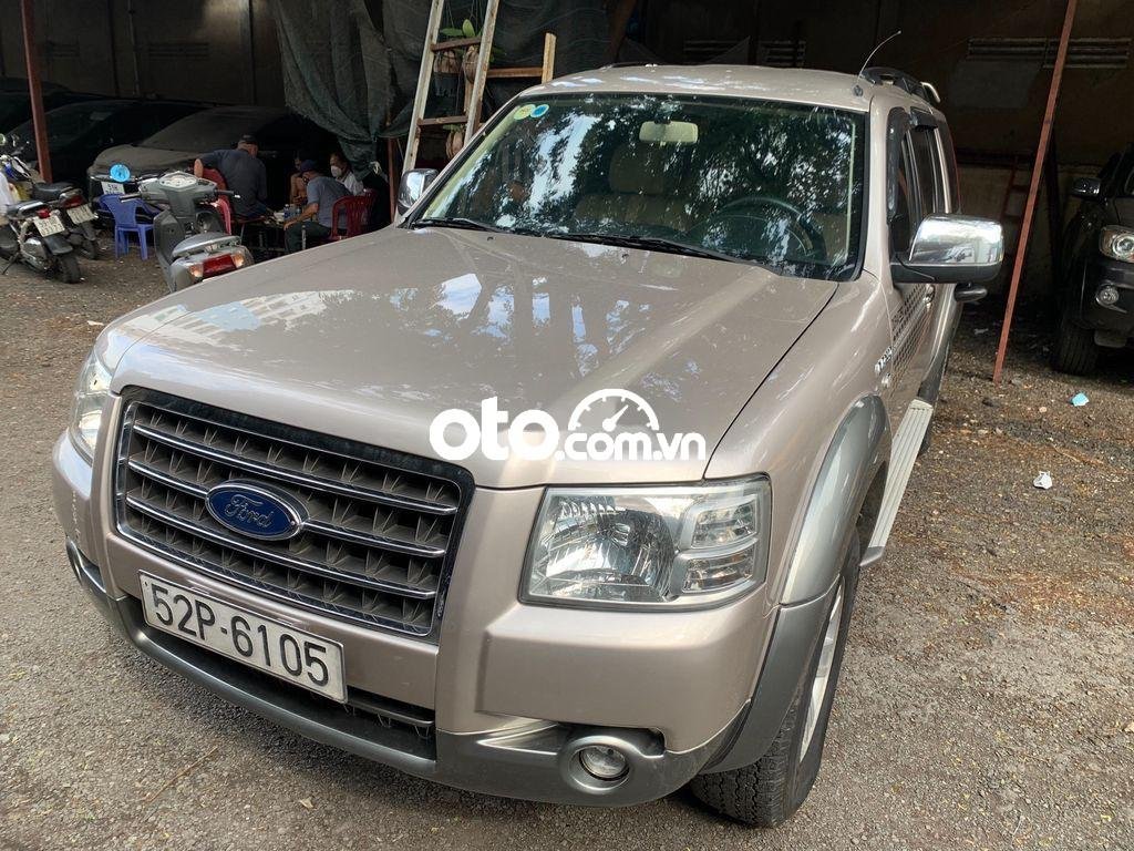 Ford Everest   AT 2008 - Bán Ford Everest AT sản xuất năm 2008, màu xám còn mới, giá tốt