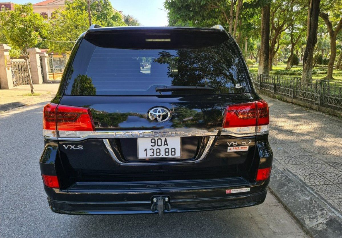 Toyota Land Cruiser 2020 - Bán xe Toyota Land Cruiser năm sản xuất 2020, màu đen, nhập khẩu