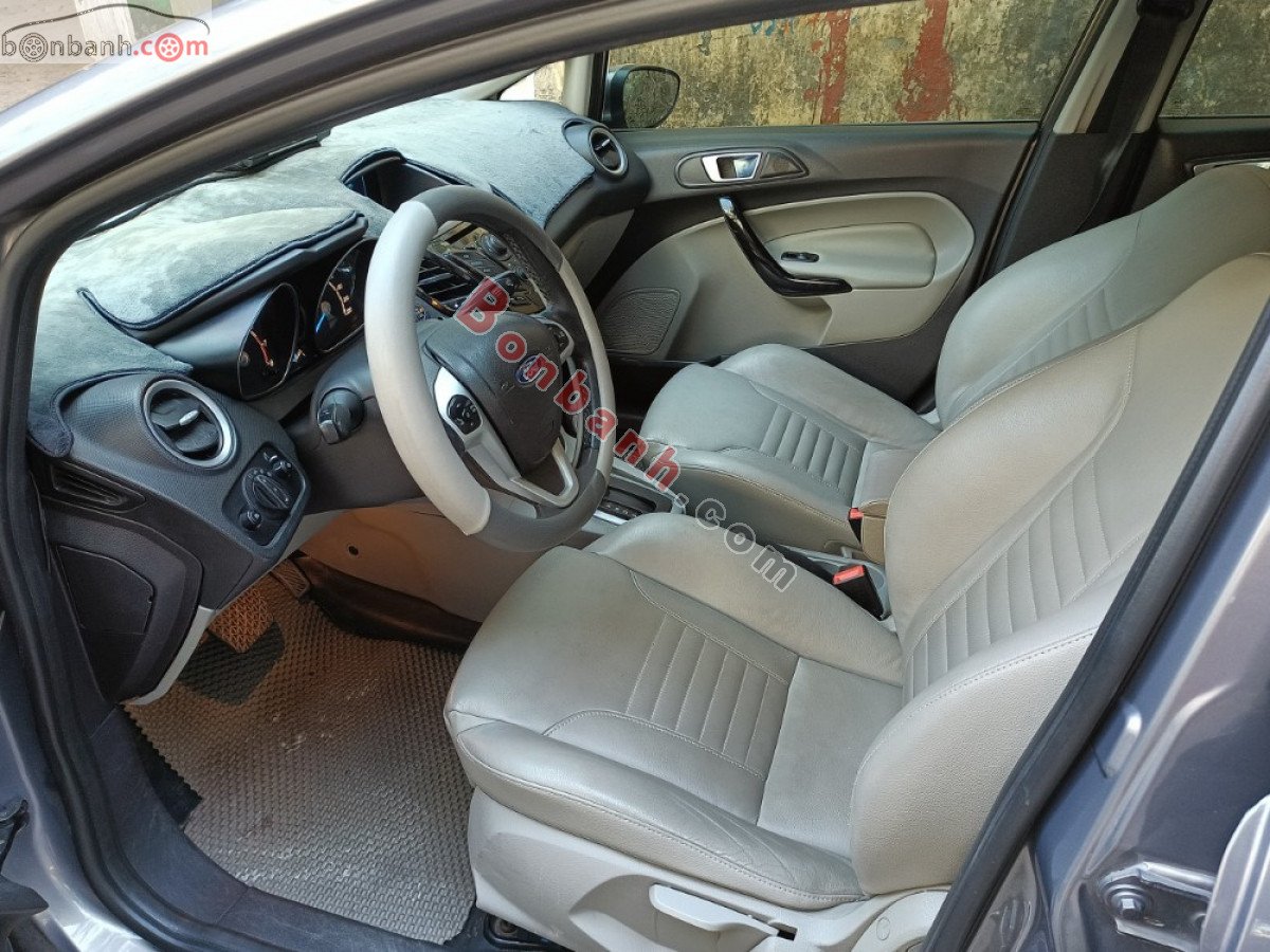 Ford Fiesta   Titanium  2015 - Bán ô tô Ford Fiesta Titanium năm sản xuất 2015, màu xám