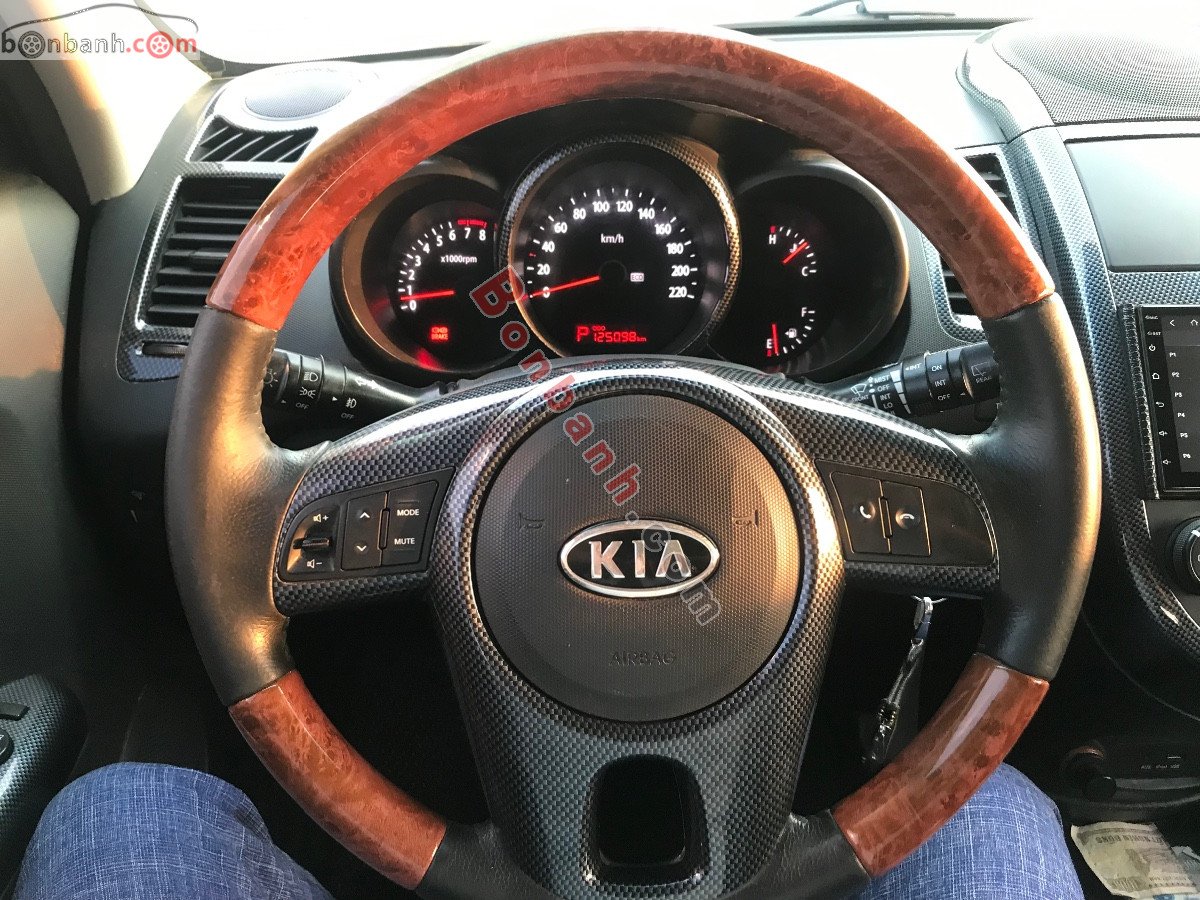 Kia Soul     2009 - Xe Kia Soul đời 2009, màu kem (be), nhập khẩu nguyên chiếc  