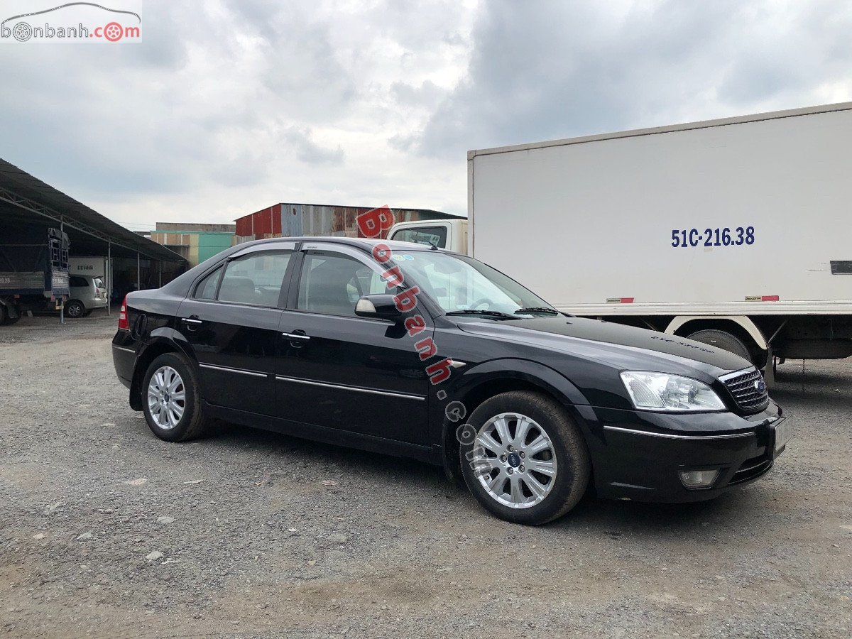 Ford Mondeo   2.5 AT   2005 - Cần bán lại xe Ford Mondeo 2.5 AT năm 2005, màu đen, giá tốt