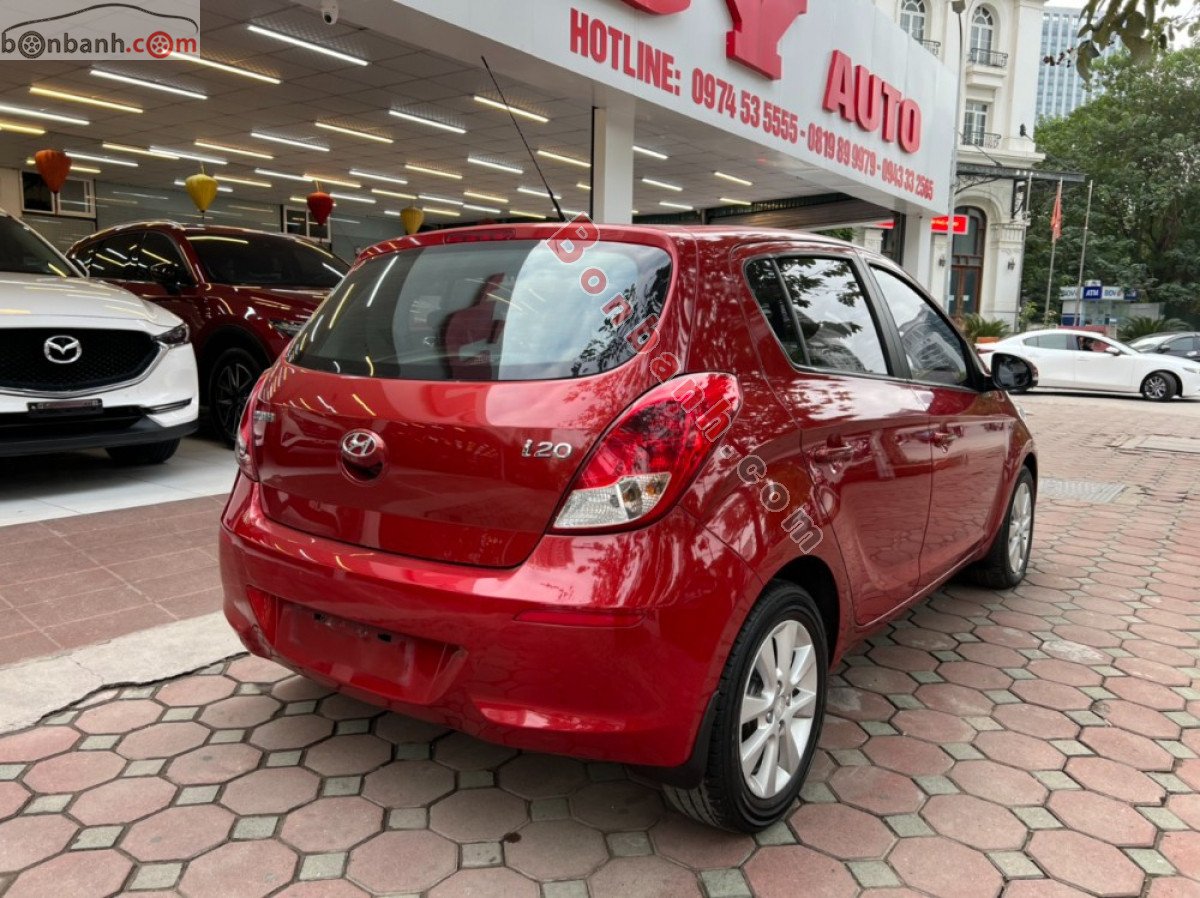 Hyundai i20   1.4 AT  2014 - Cần bán lại xe Hyundai i20 1.4 AT đời 2014, màu đỏ, nhập khẩu, 375tr