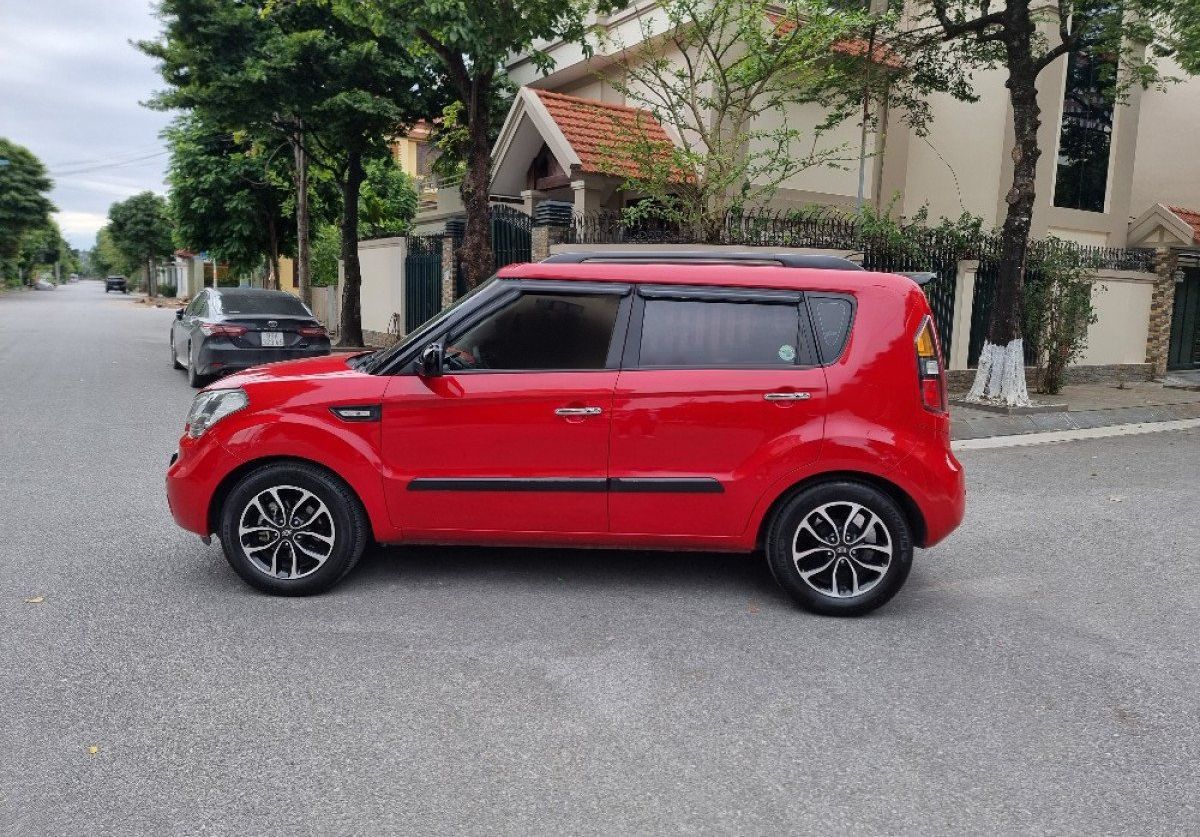 Kia Soul   1.6 AT  2010 - Cần bán lại xe Kia Soul 1.6 AT đời 2010, màu đỏ, nhập khẩu còn mới, 368tr