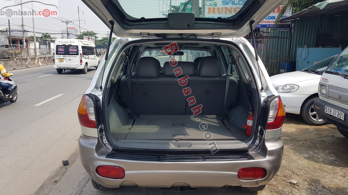 Hyundai Gold 2003 - Bán Hyundai Gold sản xuất năm 2003, màu bạc, xe nhập