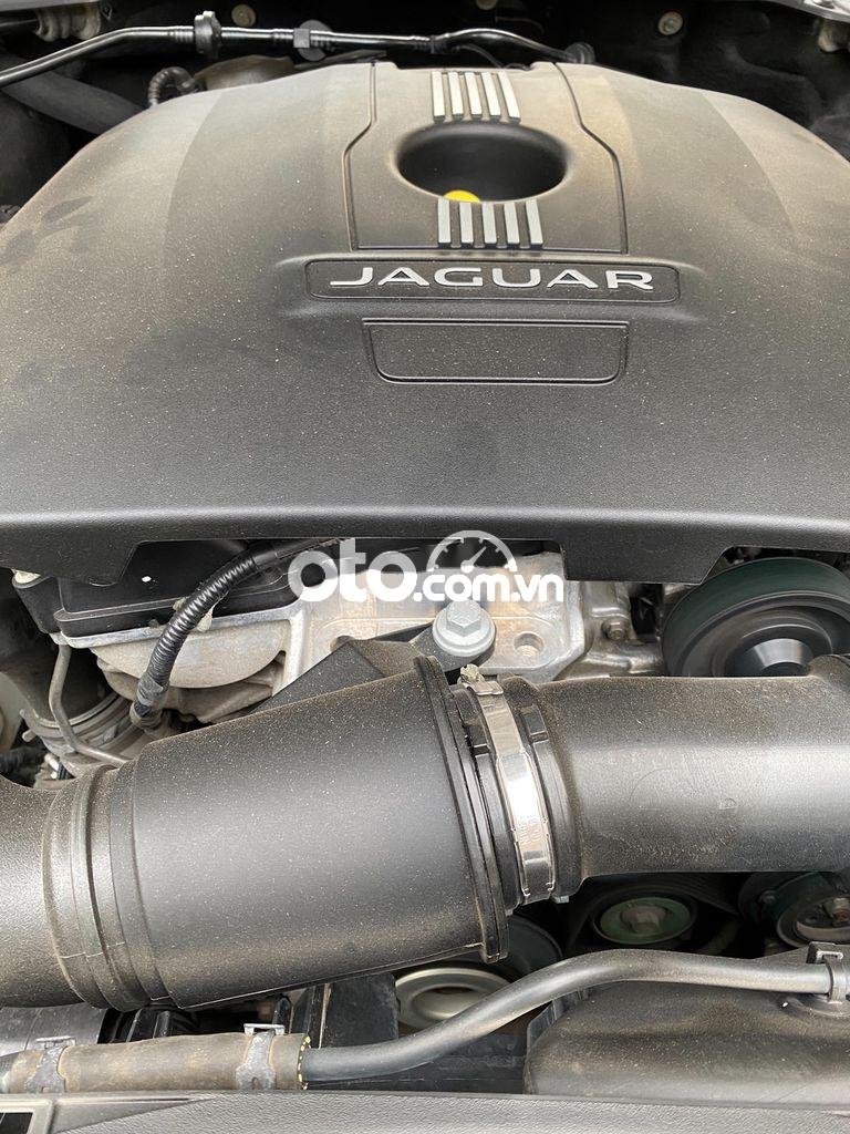 Jaguar XE 2016 - Bán Jaguar XE năm 2016, xe nhập