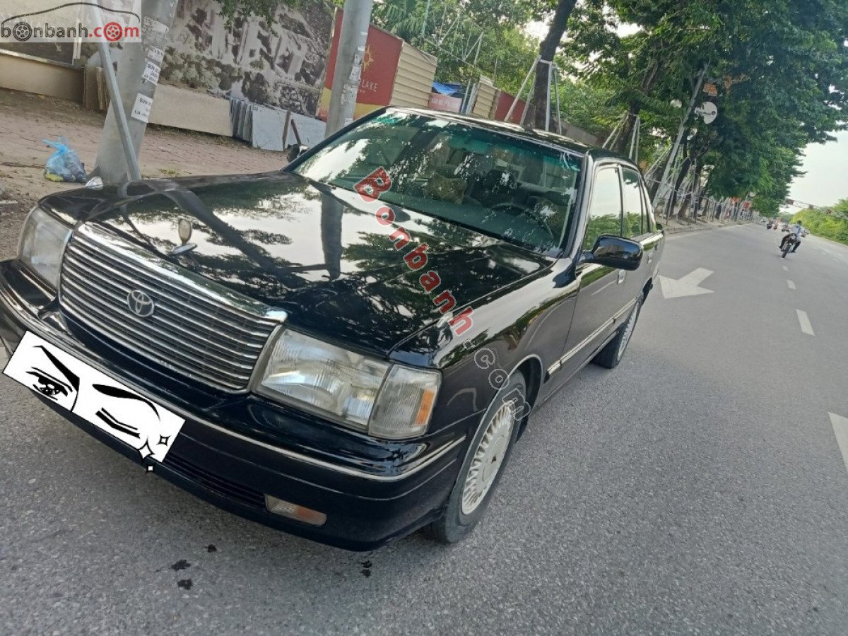 Toyota Crown    1997 - Bán Toyota Crown năm sản xuất 1997, màu đen, xe nhập