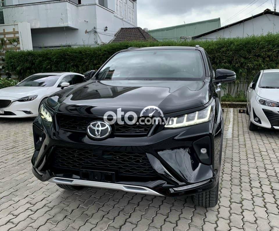 Toyota Fortuner 2021 - Bán xe Toyota Fortuner đời 2021, màu đen