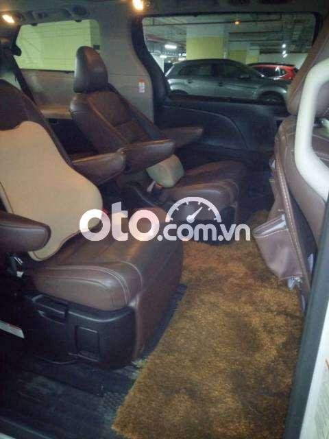 Toyota Sienna    2014 - Cần bán lại xe Toyota Sienna 2014, màu trắng còn mới