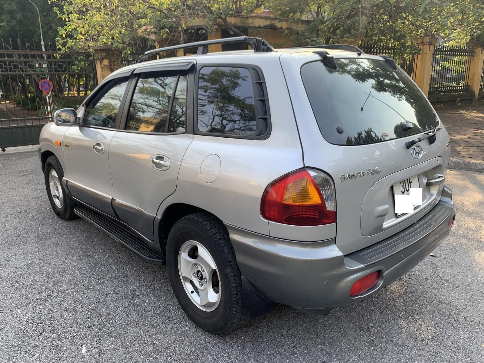 Hyundai Santa Fe Gold 2003 - Bán Hyundai Santa Fe Gold năm 2003