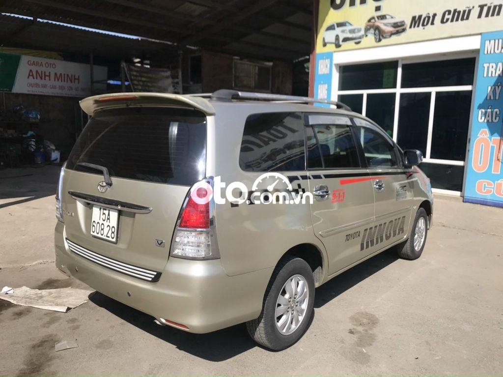 Toyota Innova V 2008 - Bán Toyota Innova V sản xuất 2008 xe gia đình