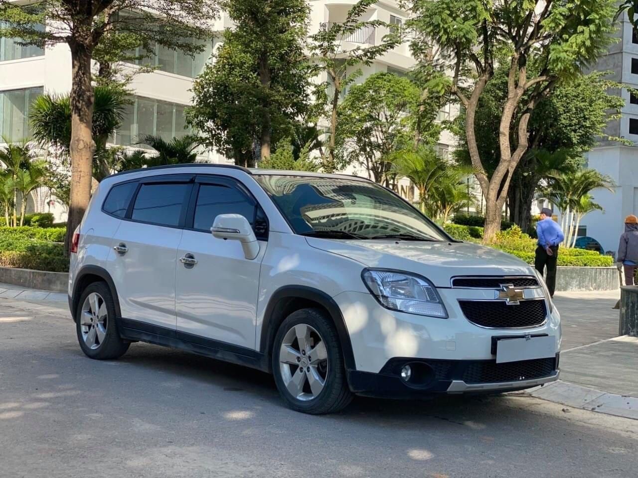 Chevrolet Orlando 2016 - Cần bán xe Chevrolet Orlando 2016, màu trắng