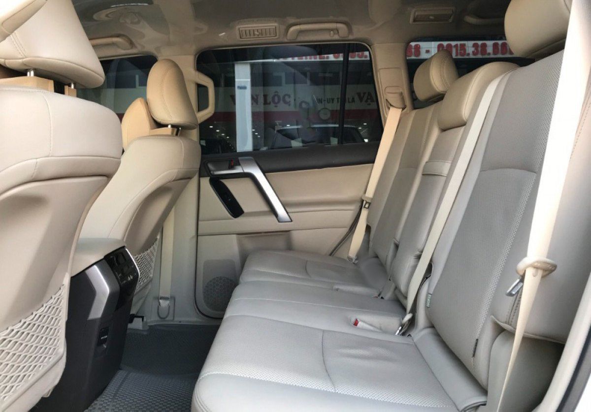 Toyota Land Cruiser Prado   VX   2019 - Bán Toyota Prado VX đời 2019, màu trắng, nhập khẩu nguyên chiếc