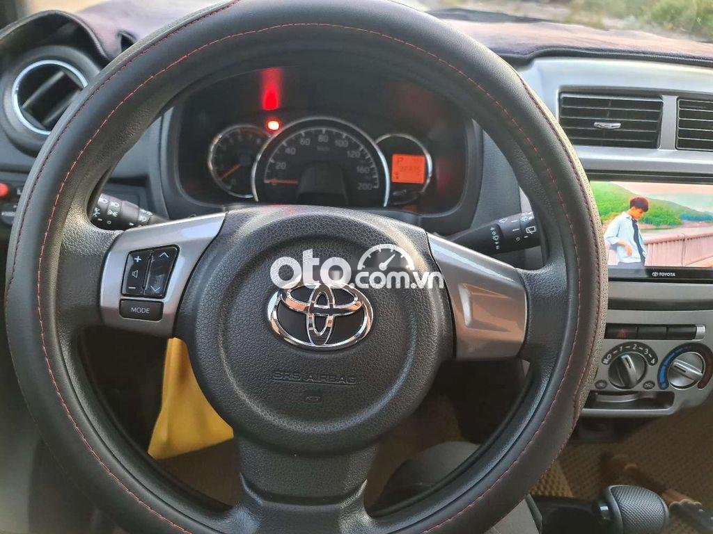 Toyota 2019 - Bán xe Toyota Wigo đời 2019, màu bạc như mới