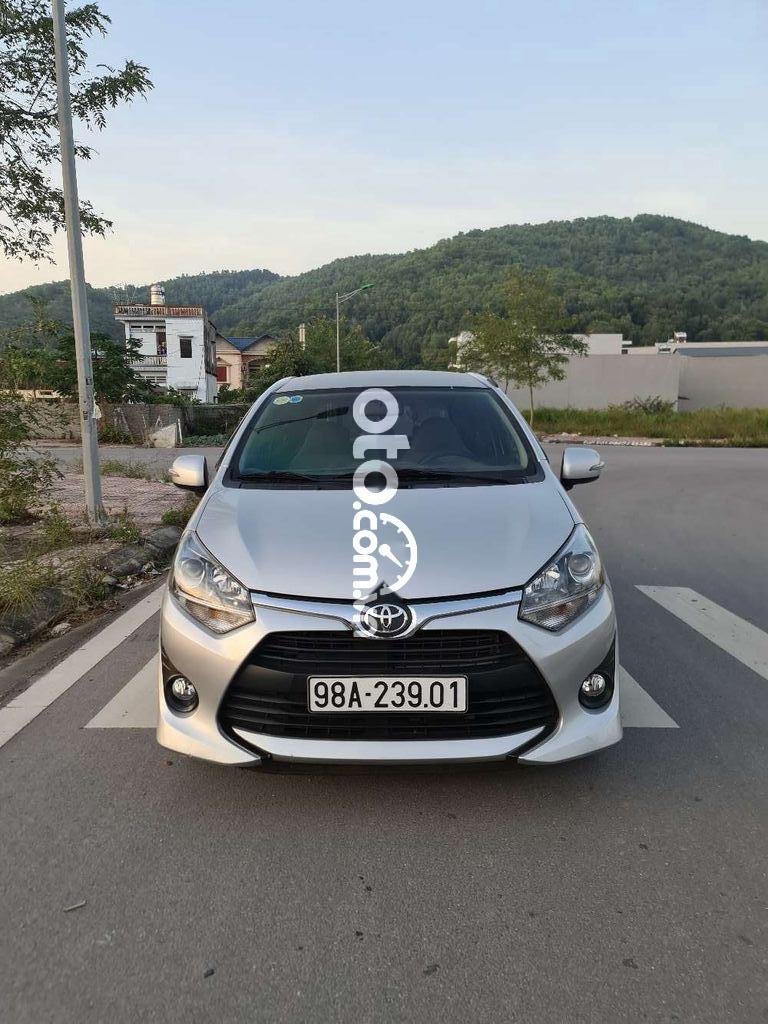 Toyota 2019 - Bán xe Toyota Wigo đời 2019, màu bạc như mới