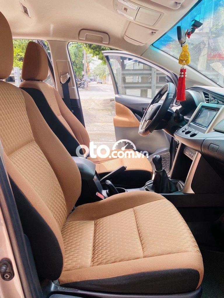 Toyota Innova 2019 - Bán Toyota Innova sản xuất năm 2019