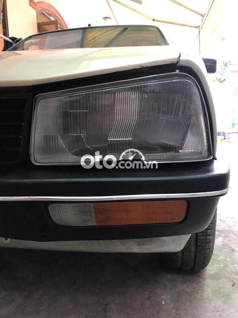 Peugeot 505 1980 - Bán Peugeot 505 sản xuất 1980, màu trắng, nhập khẩu nguyên chiếc