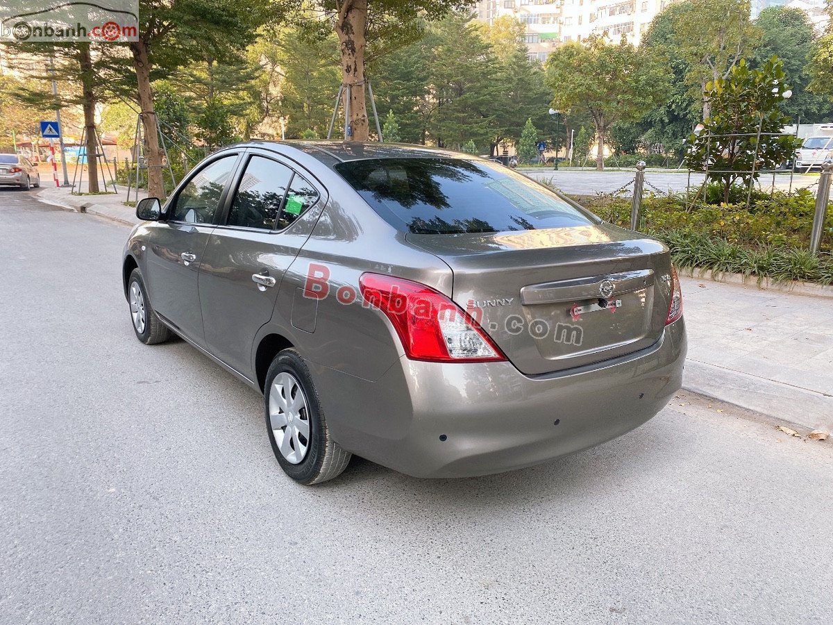 Nissan Sunny   1.5MT  2018 - Bán xe Nissan Sunny 1.5MT sản xuất năm 2018, màu xám, 320tr