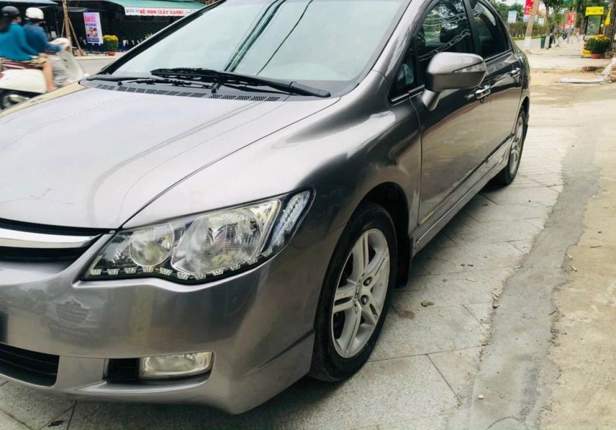 Honda Civic 2008 - Cần bán gấp Honda Civic sản xuất 2008, màu xám xe gia đình