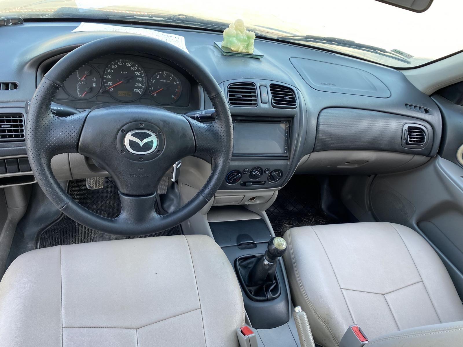 Mazda 323 2004 - Bán Mazda 323 sản xuất năm 2004 số sàn 1.6L chính chủ xe gia đình 