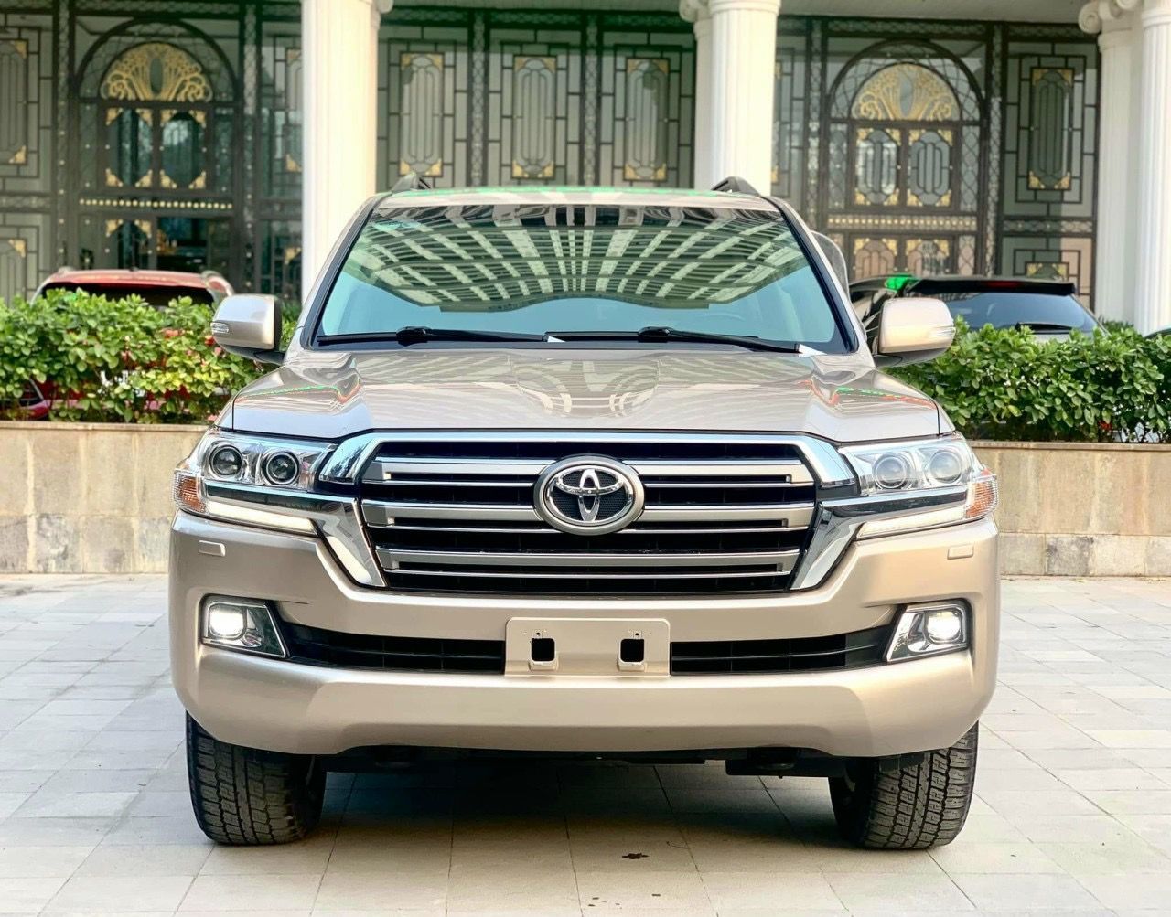 Toyota Land Cruiser 2016 - Bán Toyota Land Cruiser VX 4.6 V8 sx năm 2016