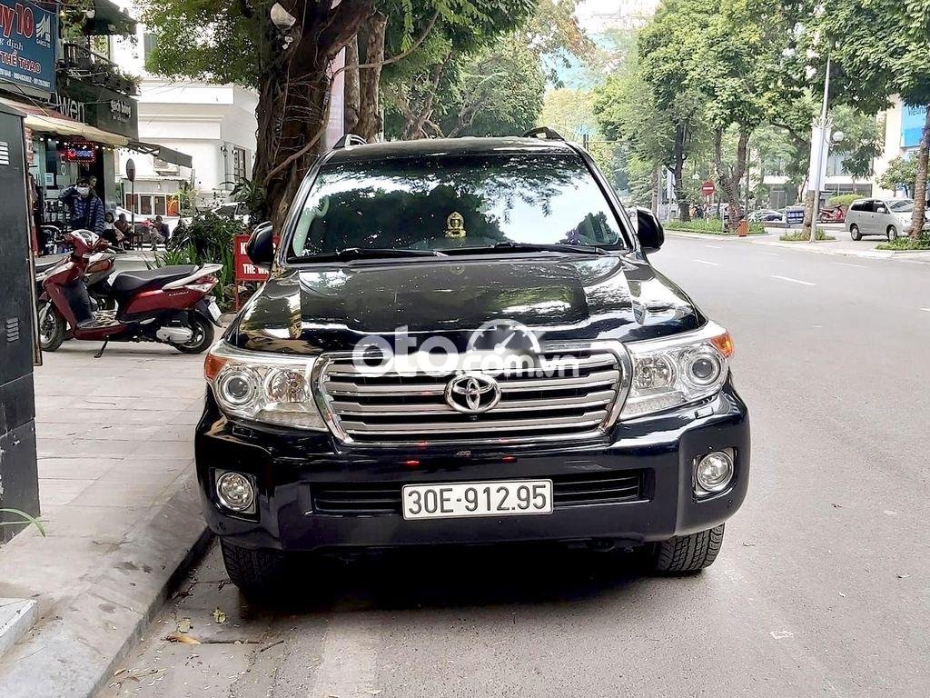 Toyota Land Cruiser VX 2015 - Bán Toyota Land Cruiser VX 4.6 V8 đời 2015