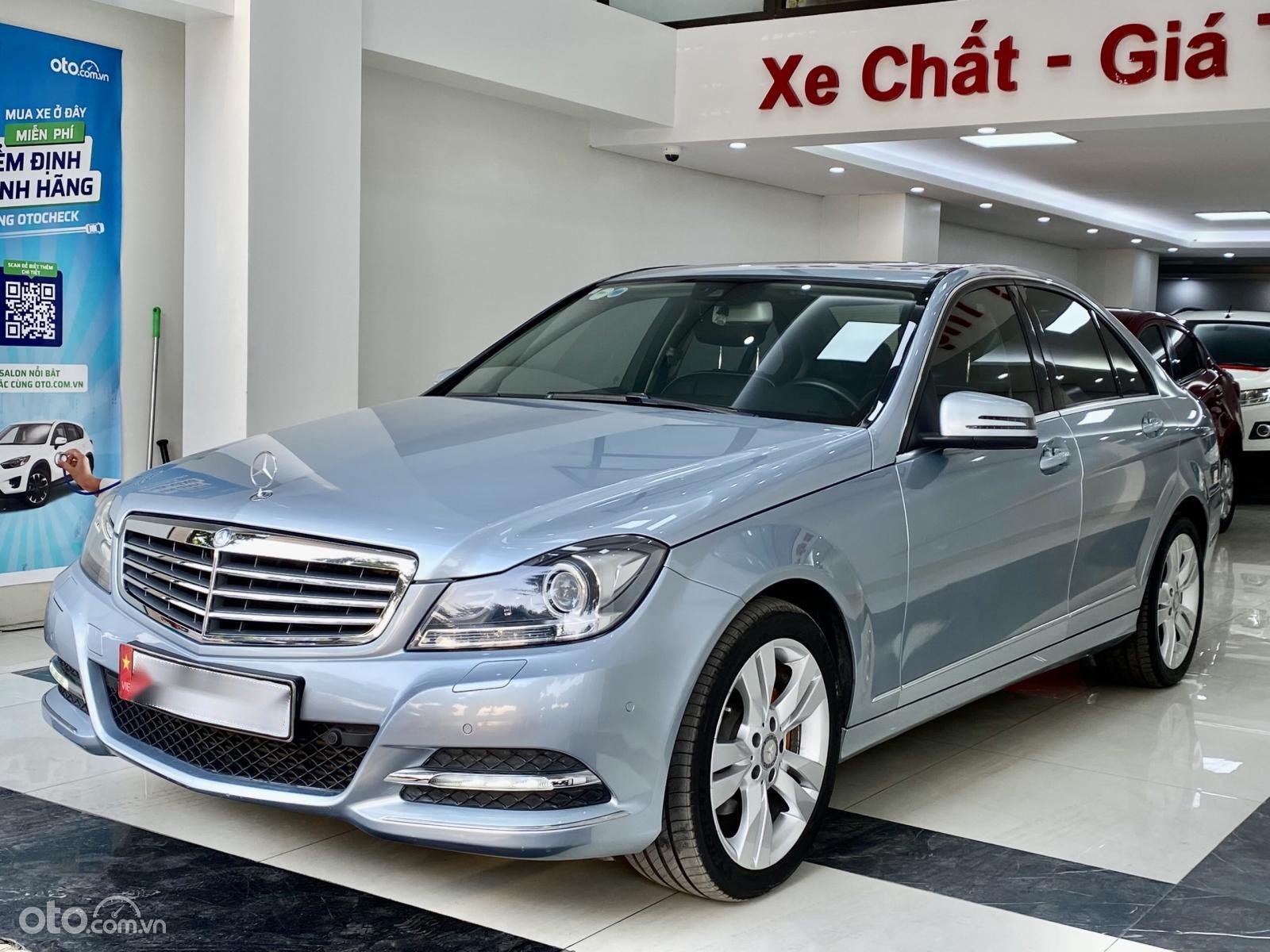 Mercedes-Benz C250 2014 - Cần bán gấp Mercedes-Benz C250 sản xuất 2014 giá tốt 640tr