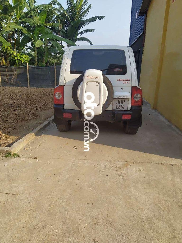 Ssangyong Korando    2005 - Bán Ssangyong Korando đời 2005, màu trắng, nhập khẩu  