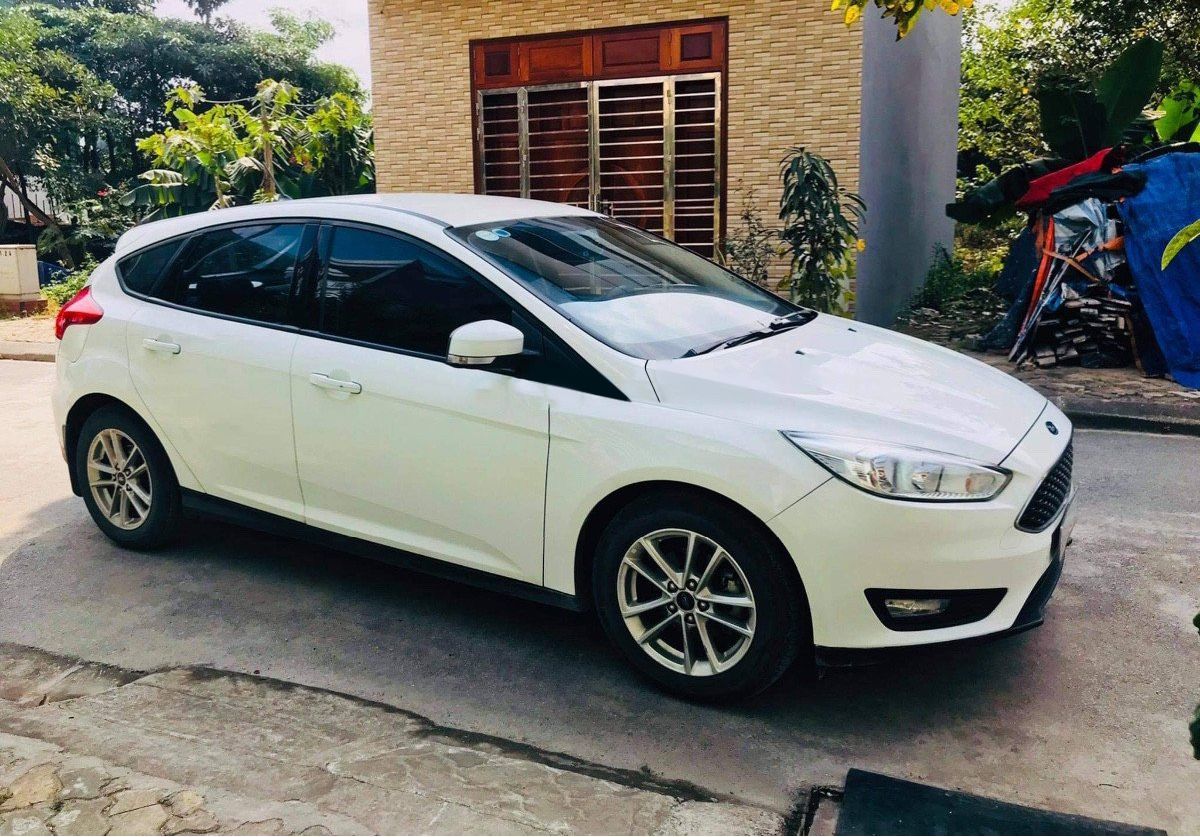 Ford Focus   Trend 1.5L 2019 - Bán Ford Focus Trend 1.5L năm sản xuất 2019, màu trắng như mới